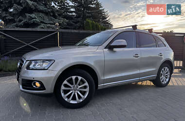 Внедорожник / Кроссовер Audi Q5 2013 в 