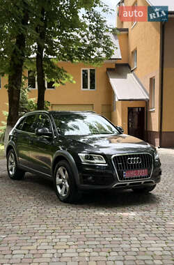 Позашляховик / Кросовер Audi Q5 2012 в Тячеві