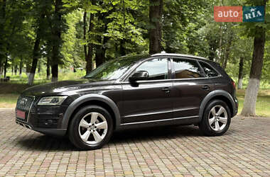 Внедорожник / Кроссовер Audi Q5 2012 в 