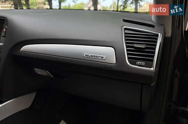 Внедорожник / Кроссовер Audi Q5 2012 в 