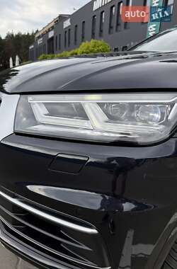Внедорожник / Кроссовер Audi Q5 2018 в 