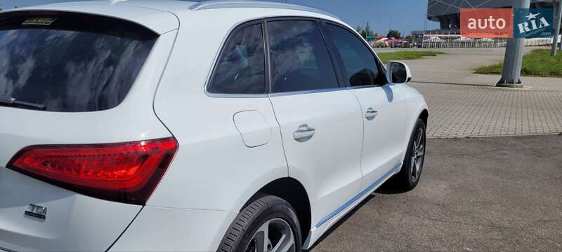 Внедорожник / Кроссовер Audi Q5 2015 в Львове