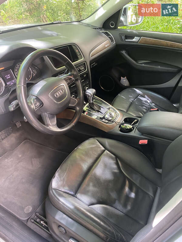 Внедорожник / Кроссовер Audi Q5 2012 в Одессе
