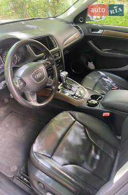 Внедорожник / Кроссовер Audi Q5 2012 в 