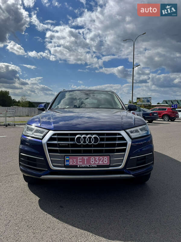 Внедорожник / Кроссовер Audi Q5 2018 в Луцке