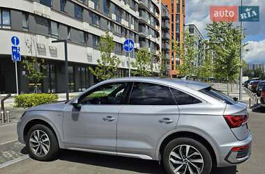 Внедорожник / Кроссовер Audi Q5 2022 в 