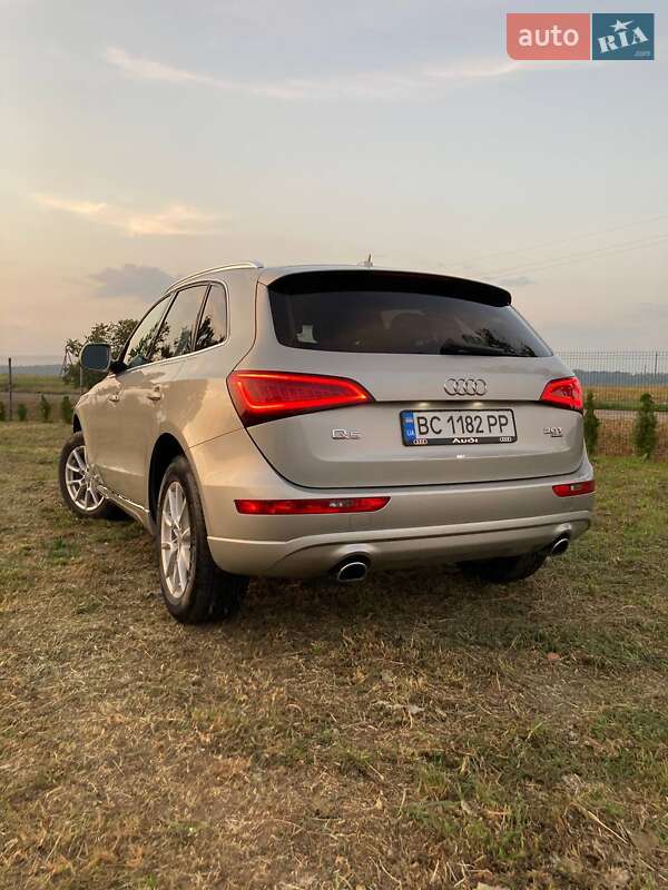 Внедорожник / Кроссовер Audi Q5 2012 в Львове