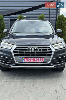 Внедорожник / Кроссовер Audi Q5 2019 в 