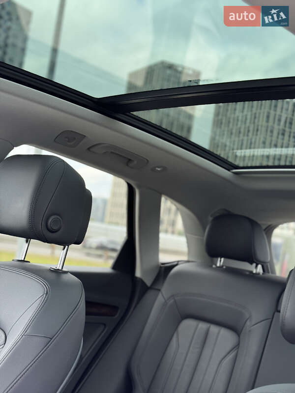 Внедорожник / Кроссовер Audi Q5 2019 в Киеве