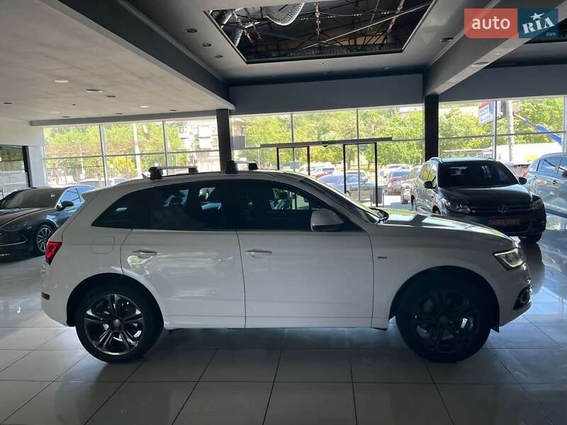 Позашляховик / Кросовер Audi Q5 2014 в Одесі