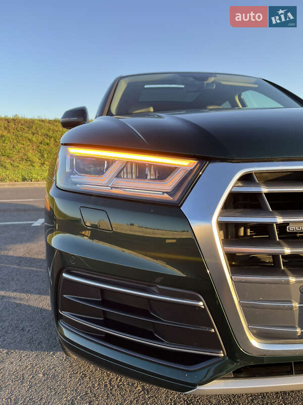Внедорожник / Кроссовер Audi Q5 2017 в Львове