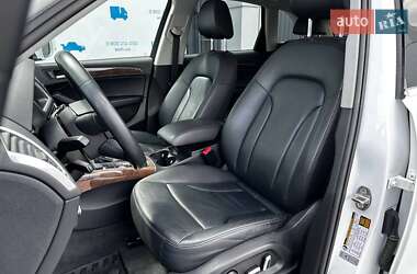 Внедорожник / Кроссовер Audi Q5 2015 в 