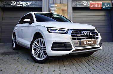 Позашляховик / Кросовер Audi Q5 2018 в Львові