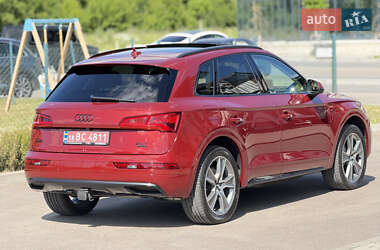 Внедорожник / Кроссовер Audi Q5 2019 в 