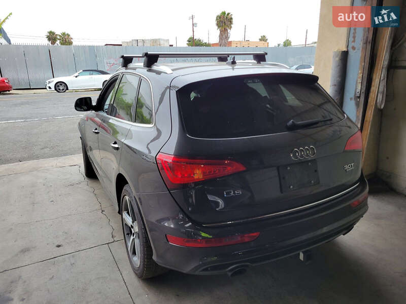 Позашляховик / Кросовер Audi Q5 2017 в Києві