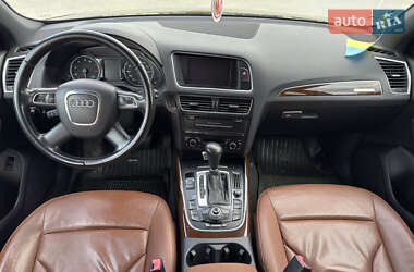 Внедорожник / Кроссовер Audi Q5 2011 в 