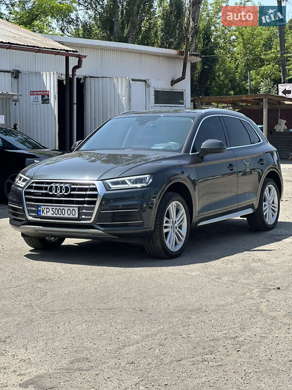 Внедорожник / Кроссовер Audi Q5 2018 в Запорожье