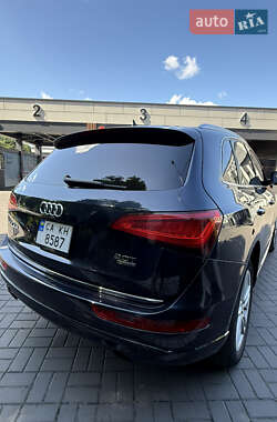 Внедорожник / Кроссовер Audi Q5 2016 в 