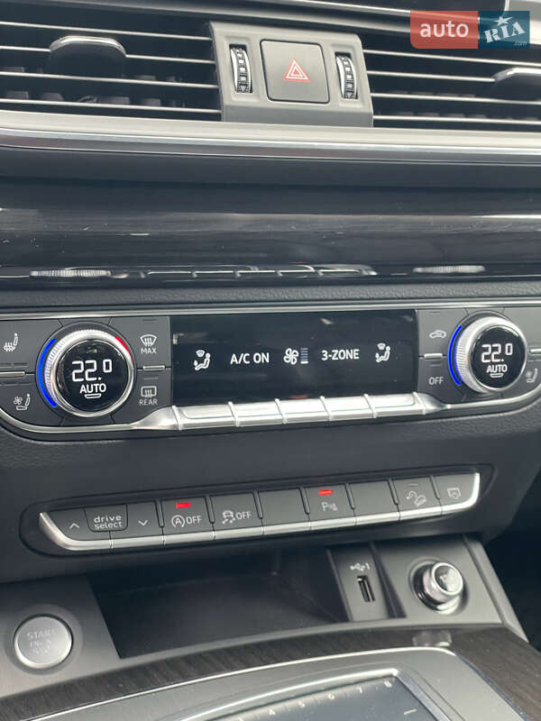 Внедорожник / Кроссовер Audi Q5 2019 в Киеве