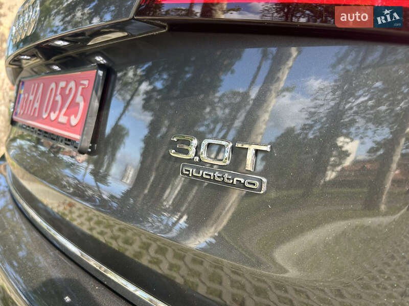 Позашляховик / Кросовер Audi Q5 2016 в Мукачевому