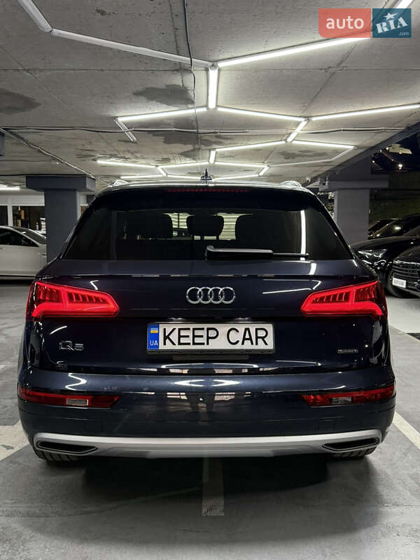 Внедорожник / Кроссовер Audi Q5 2019 в Одессе