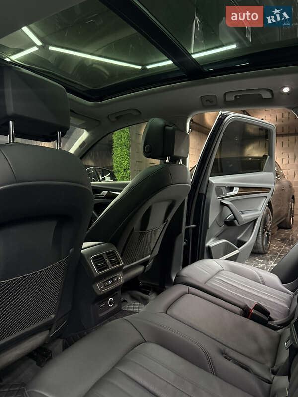 Внедорожник / Кроссовер Audi Q5 2019 в Одессе