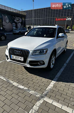 Внедорожник / Кроссовер Audi Q5 2016 в Луцке