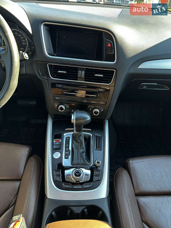 Внедорожник / Кроссовер Audi Q5 2016 в Луцке