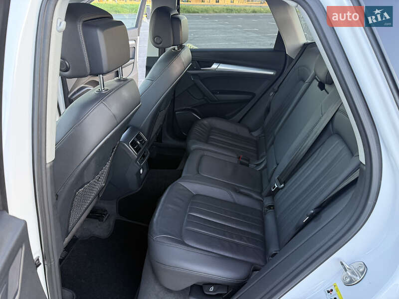 Внедорожник / Кроссовер Audi Q5 2018 в Львове фото 25 Внедорожник / Кроссовер Audi Q5 2018 в Львове