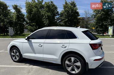 Внедорожник / Кроссовер Audi Q5 2023 в 