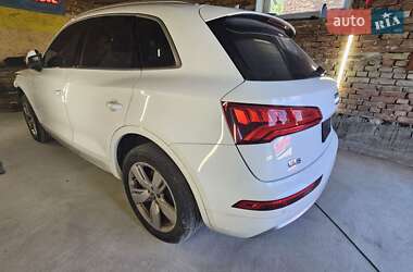 Внедорожник / Кроссовер Audi Q5 2018 в Ходорове