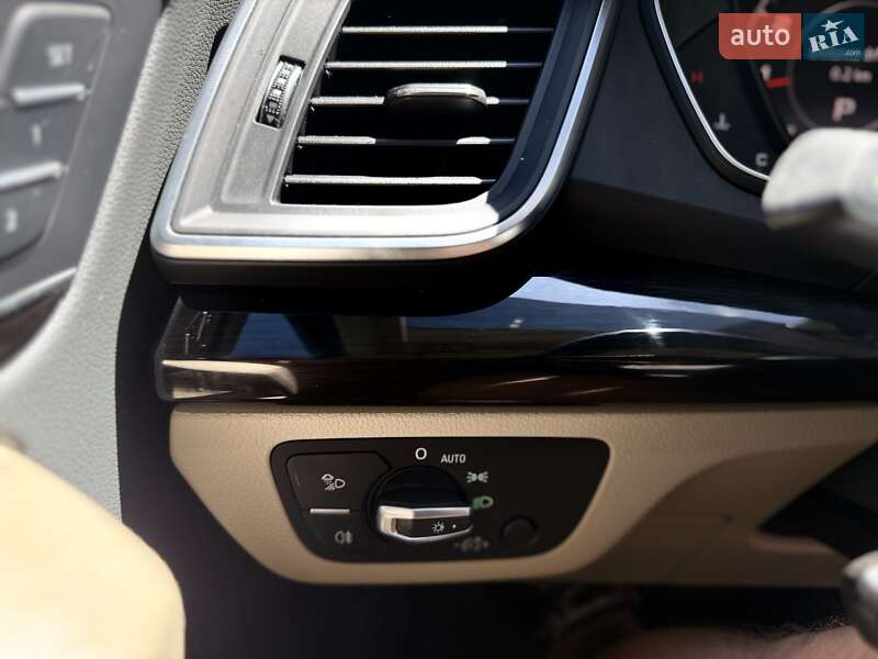 Внедорожник / Кроссовер Audi Q5 2018 в Львове