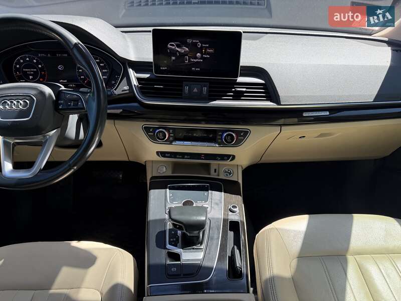 Внедорожник / Кроссовер Audi Q5 2018 в Львове
