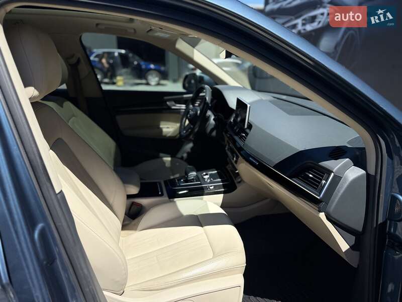 Внедорожник / Кроссовер Audi Q5 2018 в Львове