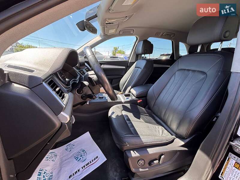 Внедорожник / Кроссовер Audi Q5 2018 в Львове