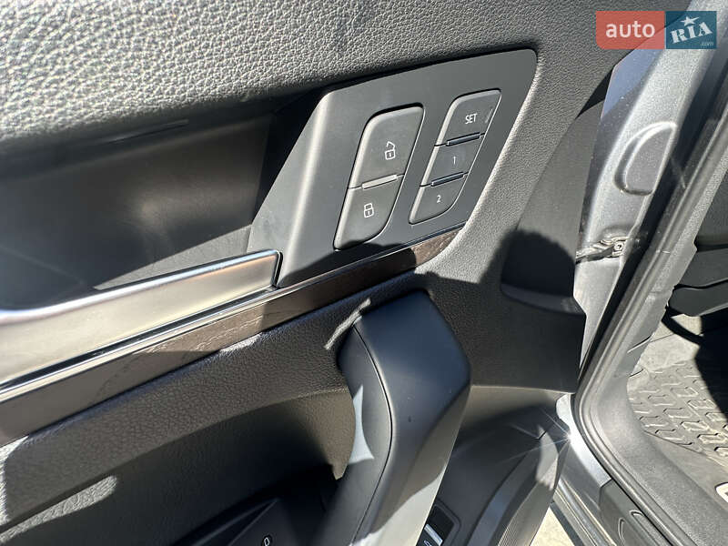 Внедорожник / Кроссовер Audi Q5 2020 в Луцке