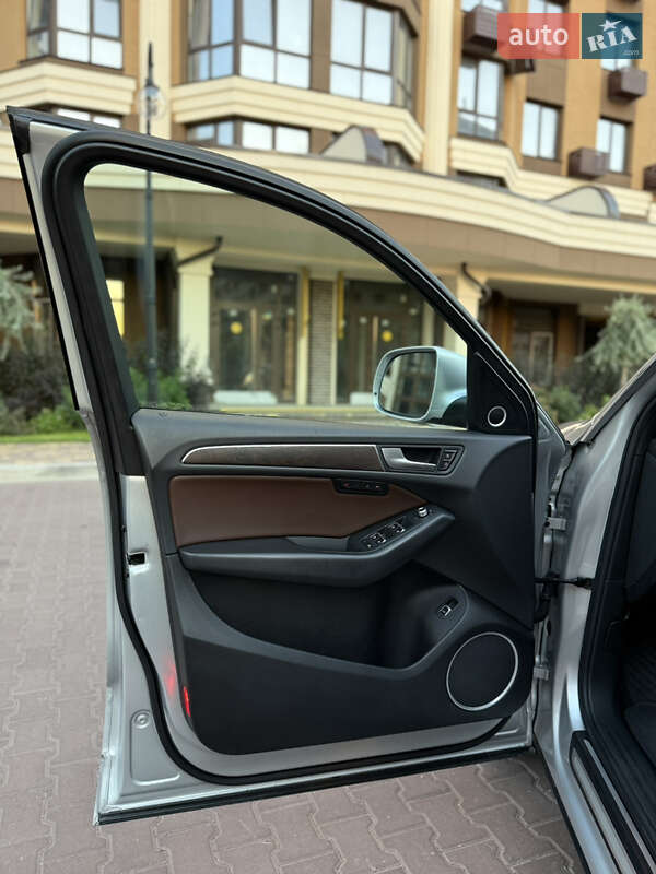 Внедорожник / Кроссовер Audi Q5 2014 в Киеве