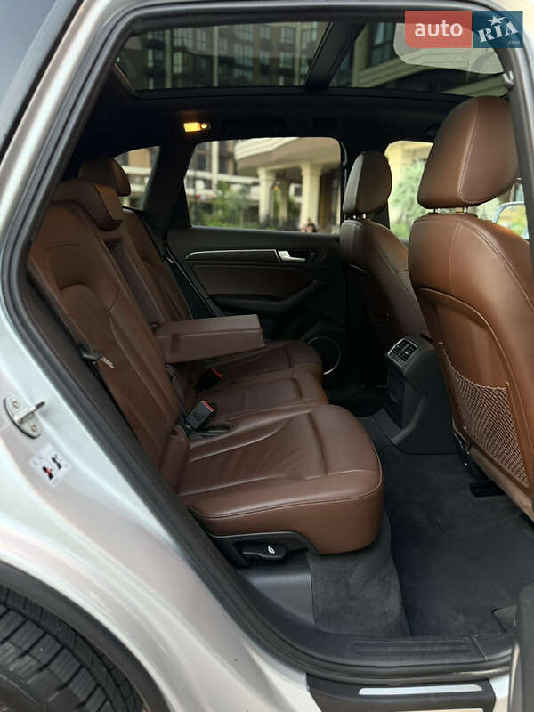 Внедорожник / Кроссовер Audi Q5 2014 в Киеве
