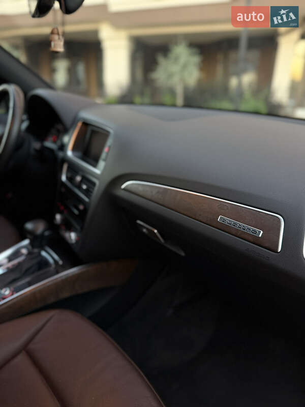 Внедорожник / Кроссовер Audi Q5 2014 в Киеве