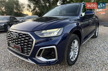 Внедорожник / Кроссовер Audi Q5 2022 в 