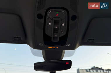 Внедорожник / Кроссовер Audi Q5 2022 в 