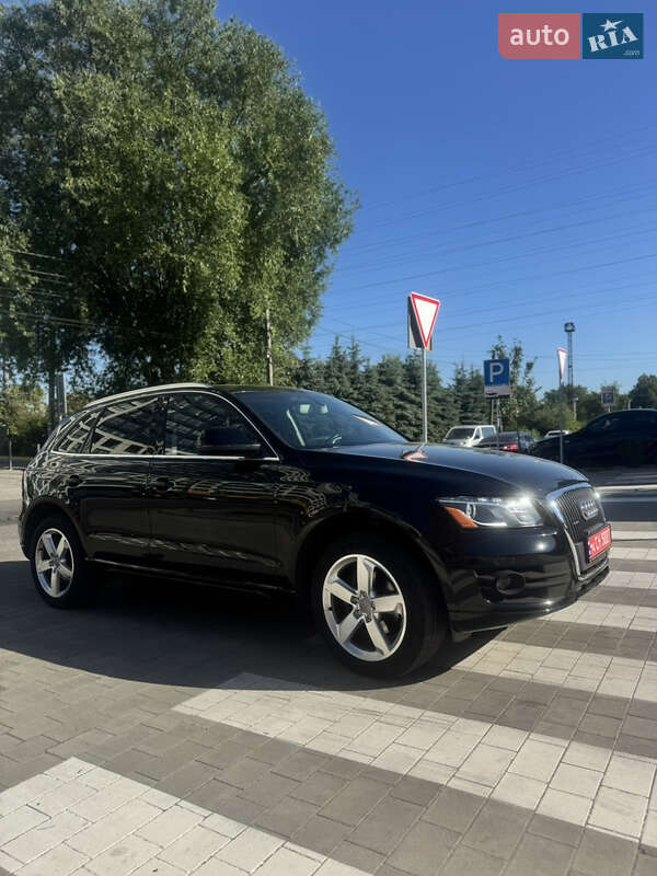 Внедорожник / Кроссовер Audi Q5 2012 в Львове
