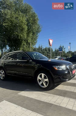 Внедорожник / Кроссовер Audi Q5 2012 в 