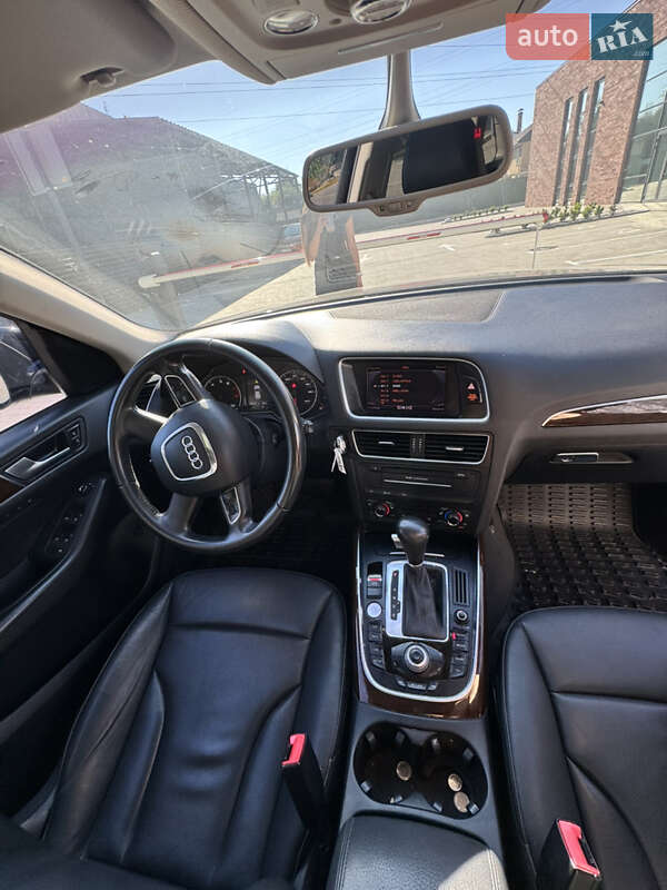 Внедорожник / Кроссовер Audi Q5 2012 в Львове