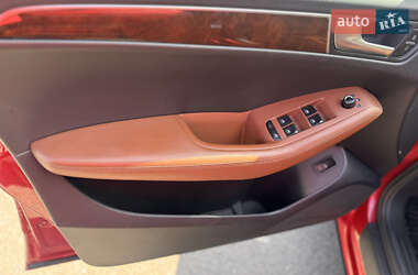 Внедорожник / Кроссовер Audi Q5 2011 в 