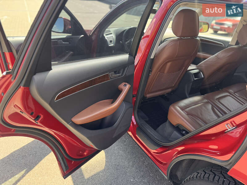 Позашляховик / Кросовер Audi Q5 2011 в Києві