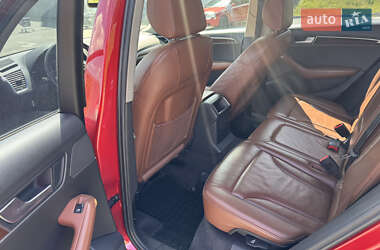 Внедорожник / Кроссовер Audi Q5 2011 в 