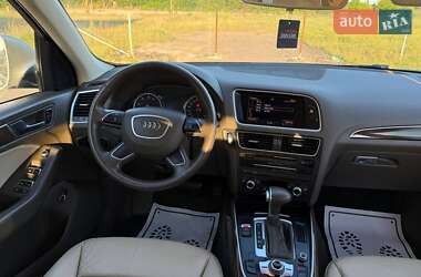 Внедорожник / Кроссовер Audi Q5 2016 в 