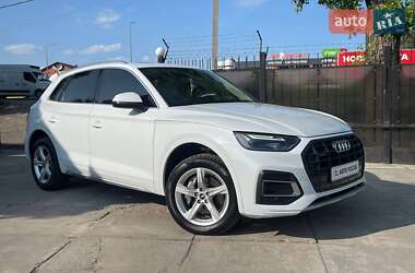 Внедорожник / Кроссовер Audi Q5 2021 в Киеве