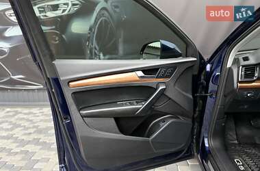 Внедорожник / Кроссовер Audi Q5 2022 в 